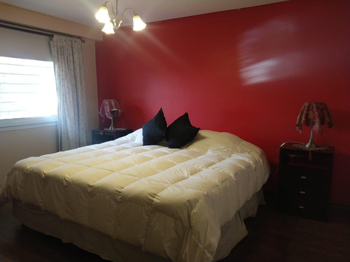 Casa En Venta - 4 Dormitorios 4 Baños - San Rafael