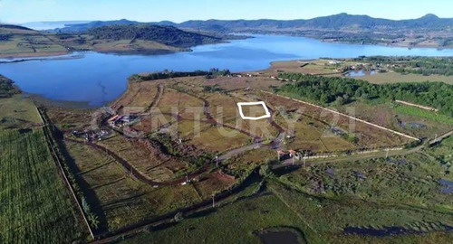 Terreno En Venta, En Fracc. Los Adobes, Tapalpa, Jalisco