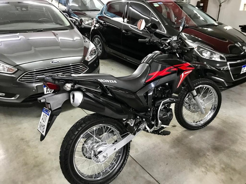 Imagen 6 de 14 de Honda Xr 190 L 2019