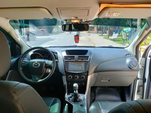 Imagen 12 de 15 de Mazda Bt-50 High