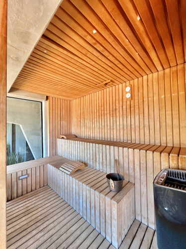 Estupenda Casa Muy Bien Pensada En Zapallar, Vista Hermosa