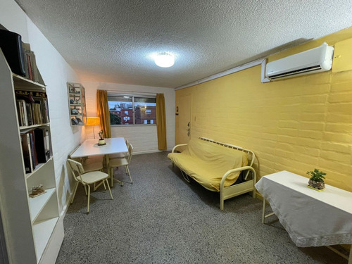 Imagen 1 de 14 de Apartamento En Venta De 2 Dormitorios En Aguada (ref: Vld-3160)