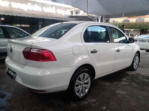 Imagem 8 de 13 de Volkswagen Voyage 1.6 Msi Flex 8v 4p 2019
