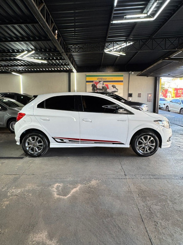 Chevrolet Onix 1.4 MPFI EFFECT 8V FLEX 4P MANUAL