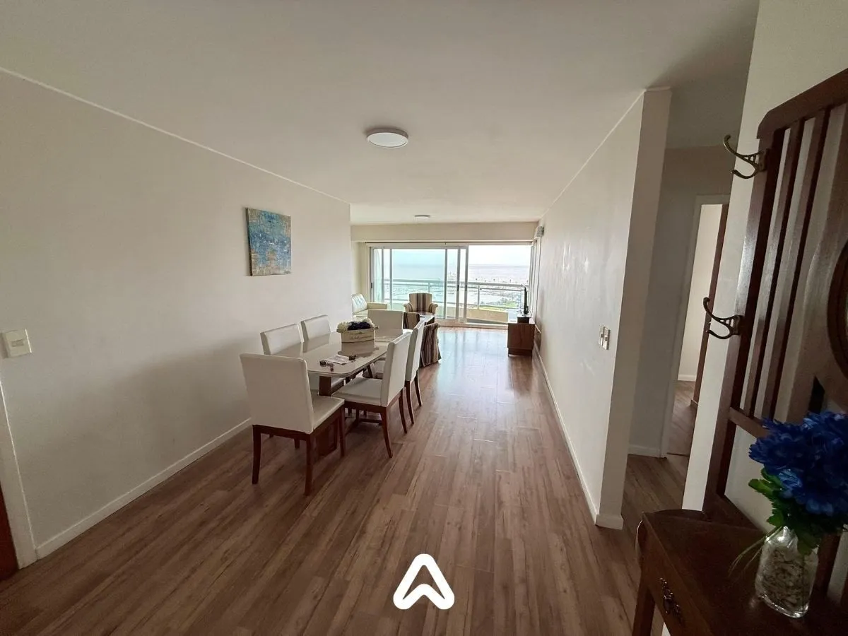 Alquiler Apartamento 2 Dormitorios 2 Baños 2 Garajes Puerto Buceo Montevideo · Foto 2