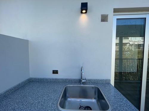 Departamento De 2 Ambientes A Estrenar Con Balcon Terraza Y 2 Baños