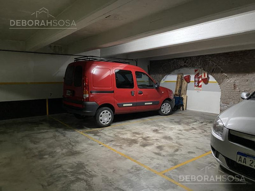 Departamento De 4 Ambientes En Belgrano - Cochera Fija Y Cubierta.