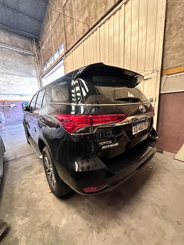 Toyota Hilux SW4 2.8 Srx 177cv 4x4 7as