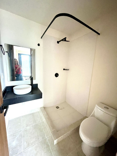 Departamento Para Estrenar Con Roof Garden En Av Nader Cancun