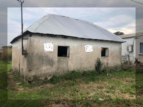 Casa Con Terreno En Tala