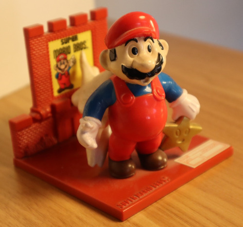 Super Mario Bros Trophy 1988 Blooper Chase Hasbro Nintendo