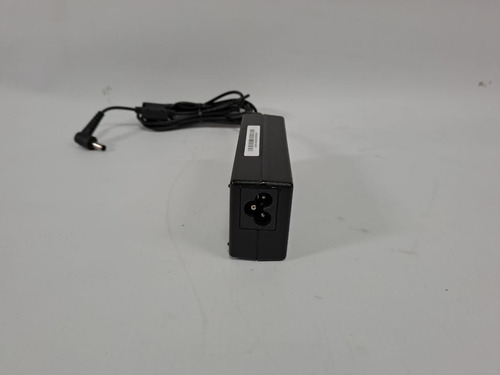 Imagen 3 de 4 de Adaptador Asus Original 65w19v 3pin(blk)