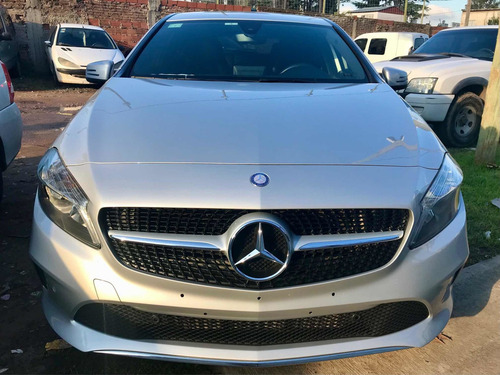 Mercedes-benz Clase A 1.6 A200 Urban 156cv 2017
