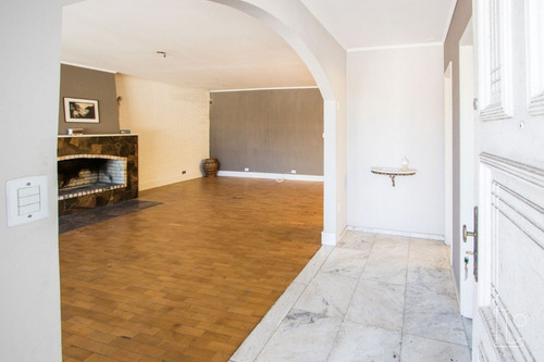 Casa Em Vila Assunção Com 4 Dormitórios - Lu272039