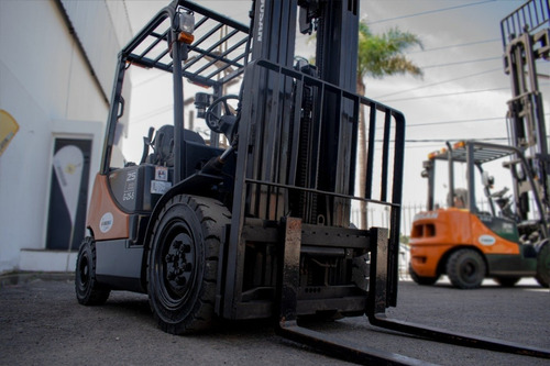 Imagen 4 de 10 de Autoelevador Doosan G25p-5