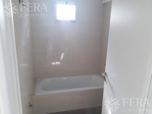 Imagen 8 de 21 de Venta De Departamento 3 Ambientes En Wilde (24327)
