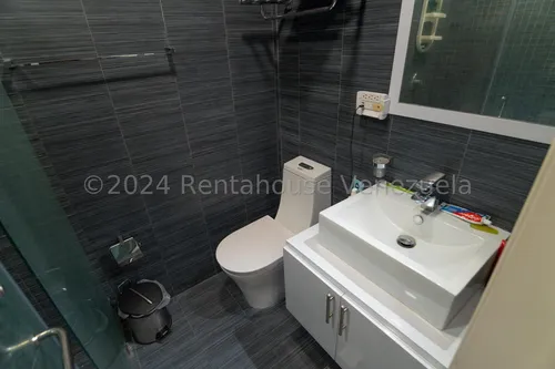 Casa En Venta La Lagunita Lp