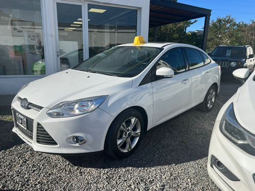 Ford Focus III 2.0 Sedan Se Plus At6