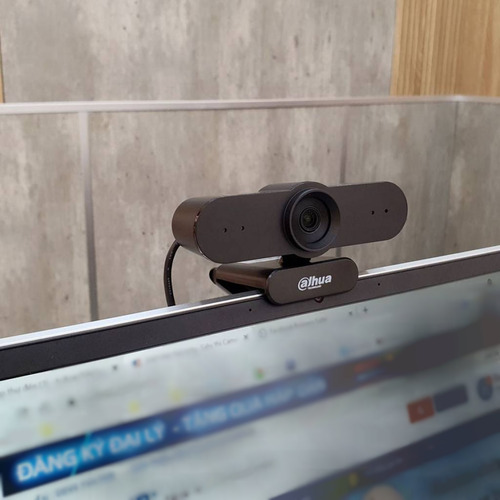 Webcam com microfone de foco automático Dahua Uc325 Full HD de 2 MP