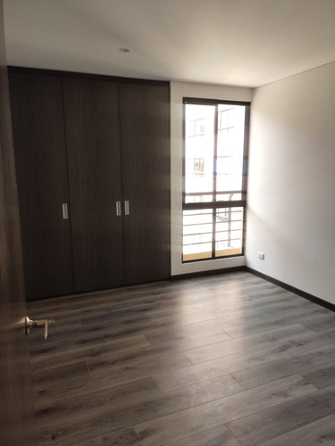 Imagen 5 de 14 de Apartamento 3 Habitaciones 3 Baños 2 Parqueaderos Y Deposito
