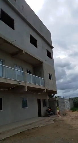 Sobrado Grande Em Marataízes, Com 1.600 Metros Quadrados