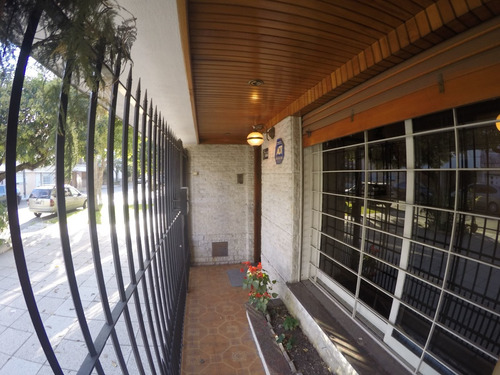 Imagen 2 de 14 de Casa En Venta De 3 Dormitorios En Mataderos