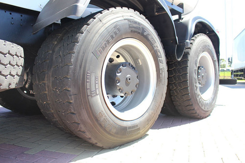 Mb 2635 - 1998 - 6x4 Betoneira Convicta 8 = Cargo 2622 2628