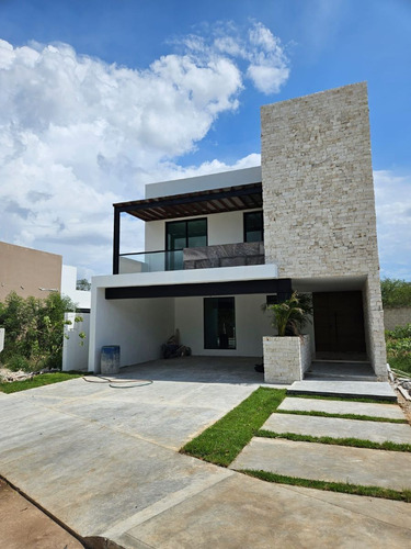 Casa En Condominio En Venta Ubicada En Pueblo Dzibilchaltún