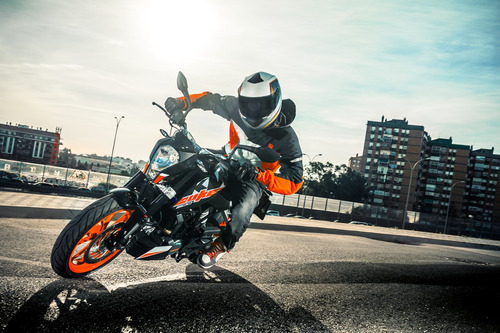 Imagen 11 de 25 de Ktm Duke 200 Negro 0km 2023 Automoto Lanús