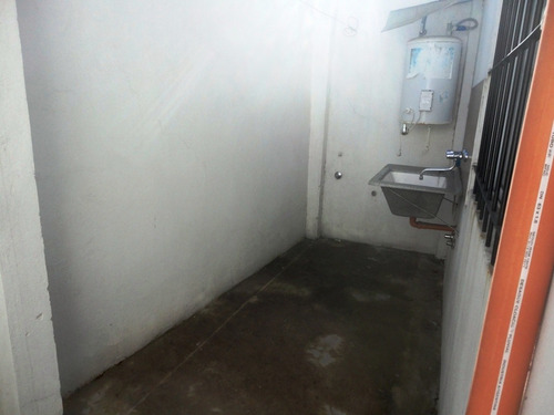 Imagen 13 de 15 de Casa En Venta En José C Paz