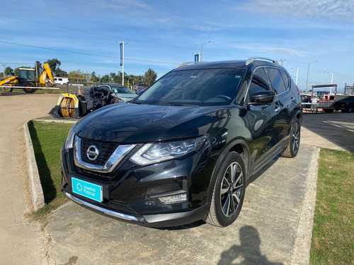 Nissan X-Trail 2.5 Exclusive 3 Row Cvt