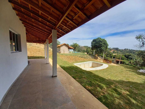 1.000 M², Casa Em Construção, Com 02 Dormitórios E Piscina !