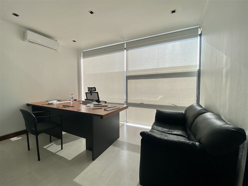 Oficina En Venta Centro Comercial Casa Nor-oriente Chicureo