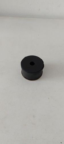 Goma Inferior Cuerpo Montaje Landcruiser 81-90 Toyota