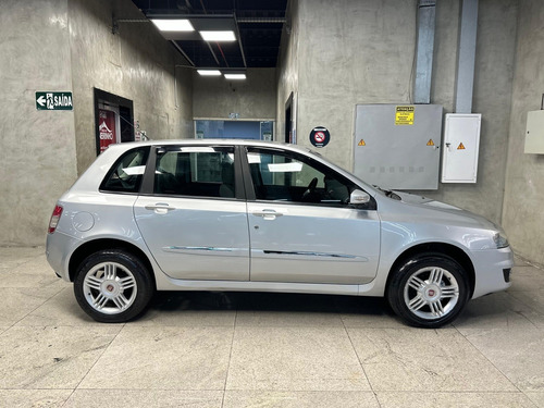 Fiat Stilo 1.8 MPI ATTRACTIVE 8V FLEX 4P MANUAL