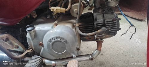 Imagem 4 de 4 de Motor Honda Biz 100 2005 Completo Partida Pedal. Com N/f