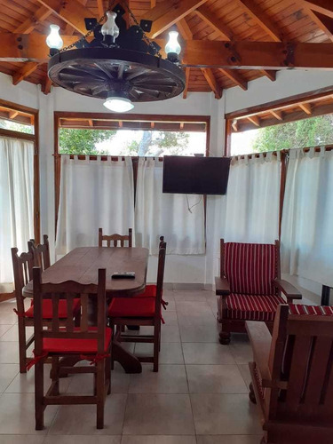 Imagen 2 de 13 de Casa Chalet 3 Ambientes Miramar 300m2 Temporada 2023