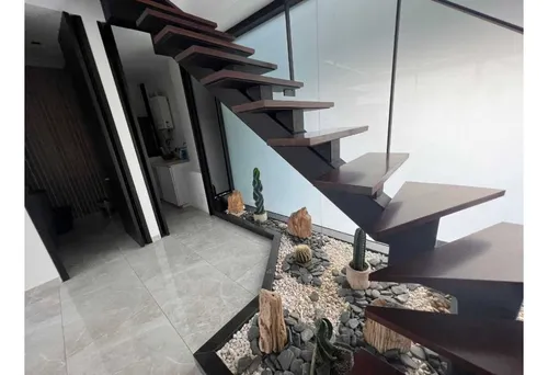 Vendo Apartamento Triplex En El Poblado, San Lucas