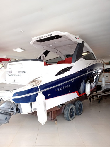 Imagem 15 de 15 de Lancha Ventura 350 Ht Premium - 2017