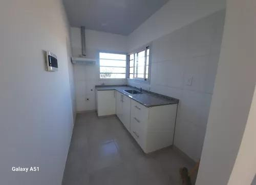 Ph En Venta - 2 Dormitorios 1 Baño - Cochera - 150mts2 - Luján