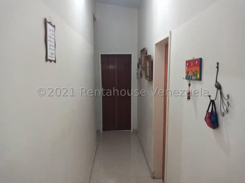 Imagen 8 de 17 de Casa Con Terreno De 604mts En Venta El Castaño Estef 22-8387