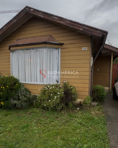 Se Vende Casa En Francisco Aburto Caballero, Valdivia
