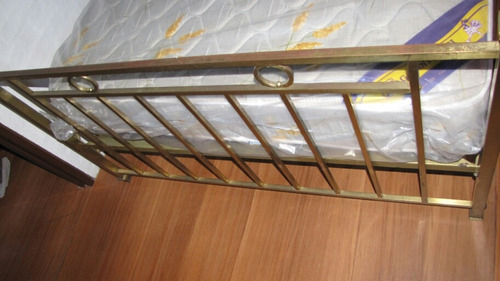 Cama En Bronce Con Colchón Resorte