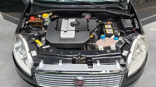 Fiat Linea Essence 1.8 Flex 2013