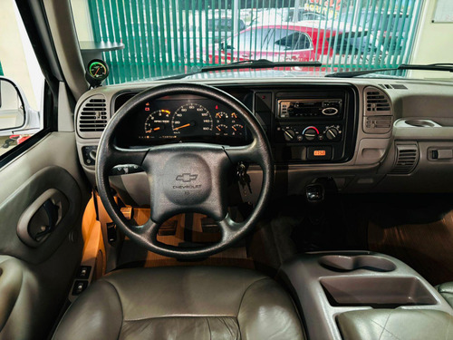 Chevrolet Silverado 4.2 CONQUEST 4X2 CS 18V TURBO INTERCOOLER DIESEL 2P MANUAL