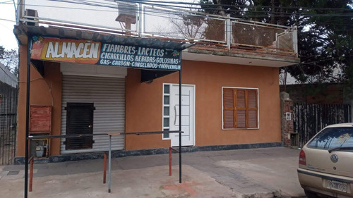 Casa En  Castelar