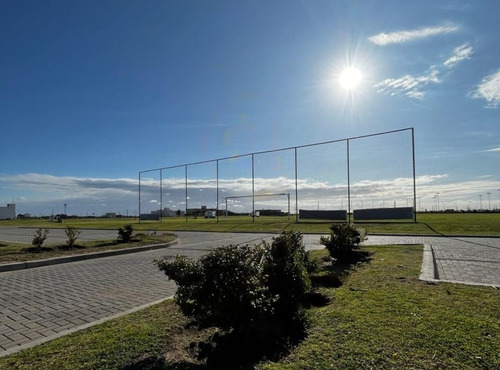 Lote La Venta En Barrio Santa Clara Al Sur
