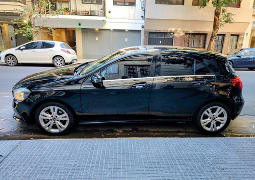 Imagen 4 de 24 de Mercedes Clase A 2018 A200 A250 2017 2019 B200 C200 Cla Gla