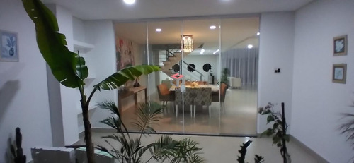 Imagem 15 de 30 de Sobrado À Venda, 4 Quartos, 4 Suítes, 6 Vagas, Espacial - São Bernardo Do Campo/sp - 90300