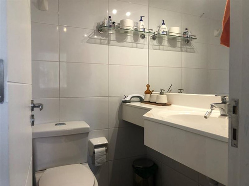 Departamento En Venta De 4 Dorm. En Santo Domingo